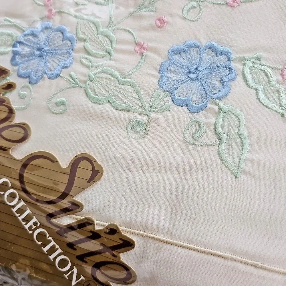 Vintage Executive Suite Embroidered Floral Cream Full Sheet Set NEW NOS Cottage